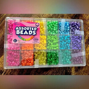 Greene Plastics Corporation | assorted beads set